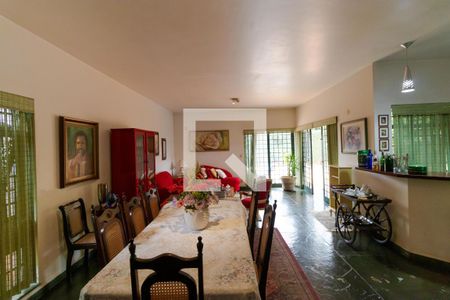 Salas de casa à venda com 4 quartos, 432m² em Cidade Universitária, Campinas