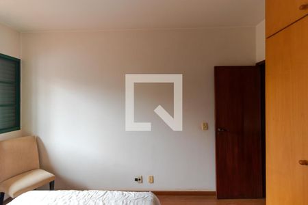 Casa à venda com 432m², 4 quartos e 4 vagas Casa à venda com 432m², 4 quartos e 4 vagasSuíte 03