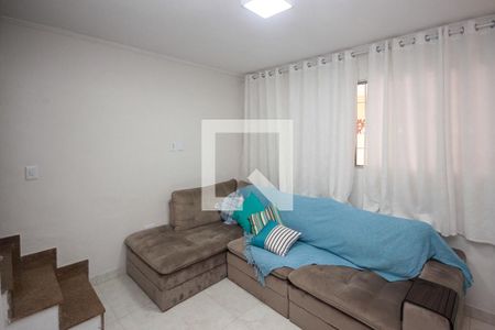 Sala de casa à venda com 3 quartos, 260m² em Conjunto Residencial Sitio Oratório, São Paulo