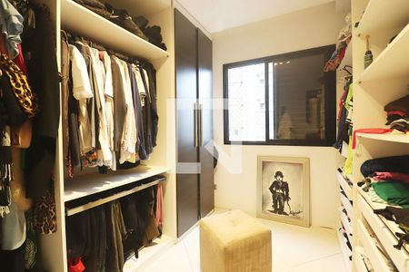 Apartamento à venda com 119m², 2 quartos e 2 vagasCloset