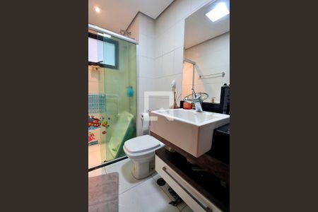 Apartamento à venda com 119m², 2 quartos e 2 vagasBanheiro Social