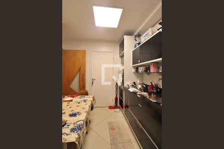 Apartamento à venda com 119m², 2 quartos e 2 vagasCozinha