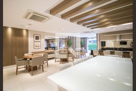 Apartamento à venda com 119m², 2 quartos e 2 vagasÁrea comum - Salão de festas