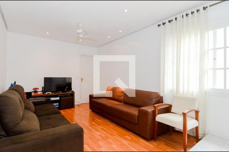 Sala de casa para alugar com 2 quartos, 200m² em Jardim Rosa de Franca, Guarulhos