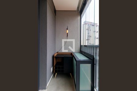 Varanda de kitnet/studio à venda com 1 quarto, 22m² em Jardim das Acácias, São Paulo