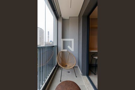 Varanda de kitnet/studio à venda com 1 quarto, 22m² em Jardim das Acácias, São Paulo