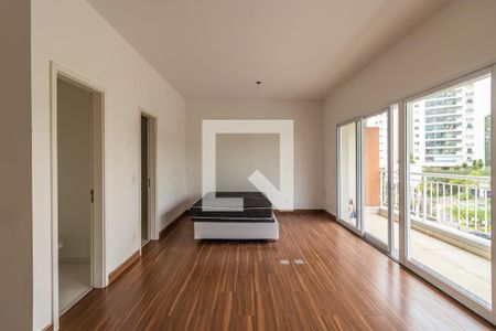 Sala/Quarto de apartamento à venda com 1 quarto, 50m² em Tamboré, Santana de Parnaíba