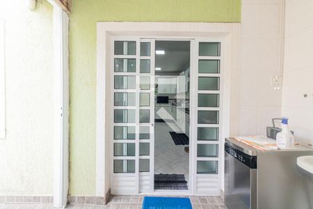 Casa à venda com 190m², 4 quartos e 3 vagas Casa à venda com 190m², 4 quartos e 3 vagasÁrea de Serviço