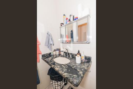 Casa à venda com 190m², 4 quartos e 3 vagas Casa à venda com 190m², 4 quartos e 3 vagasBanheiro da Suíte 1