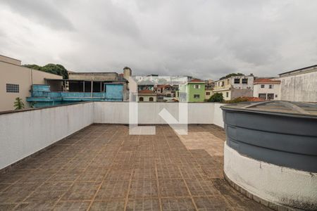Casa à venda com 190m², 4 quartos e 3 vagas Casa à venda com 190m², 4 quartos e 3 vagasTerraço