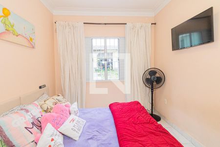 Casa à venda com 190m², 4 quartos e 3 vagas Casa à venda com 190m², 4 quartos e 3 vagasSuíte 1