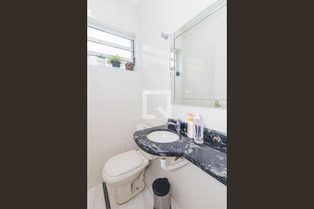 Casa à venda com 190m², 4 quartos e 3 vagas Casa à venda com 190m², 4 quartos e 3 vagasLavabo