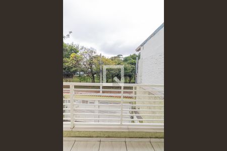 Casa à venda com 190m², 4 quartos e 3 vagas Casa à venda com 190m², 4 quartos e 3 vagasVaranda da Suíte 2