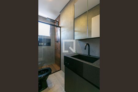 Banheiro de apartamento para alugar com 1 quarto, 50m² em Lourdes, Belo Horizonte