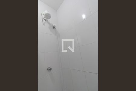 Casa para alugar com 52m², 2 quartos e 2 vagasBanheiro Social