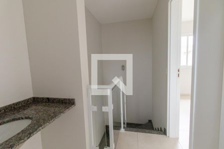 Casa para alugar com 52m², 2 quartos e 2 vagasHall