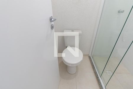 Banheiro Social de casa para alugar com 2 quartos, 52m² em Campo de Santana, Curitiba