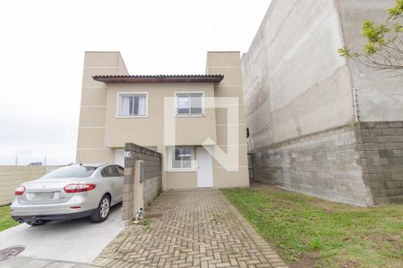 Fachada do Prédio de casa para alugar com 2 quartos, 52m² em Campo de Santana, Curitiba
