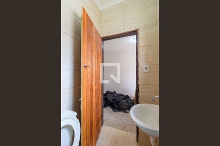 Banheiro de casa para alugar com 1 quarto, 42m² em Rio Pequeno, São Paulo