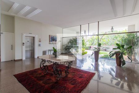 Apartamento à venda com 383m², 3 quartos e 4 vagasHall social