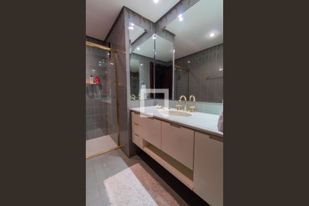 Apartamento à venda com 383m², 3 quartos e 4 vagasBanheiro Corredor