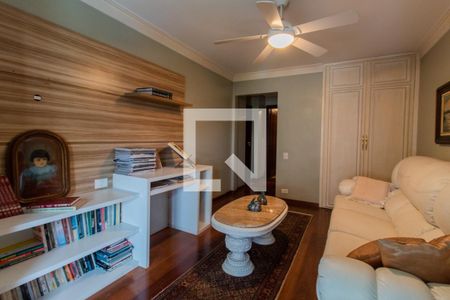 Apartamento à venda com 383m², 3 quartos e 4 vagasQuarto 4 - Suíte