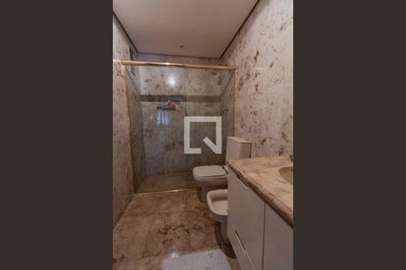 Apartamento à venda com 383m², 3 quartos e 4 vagasBanheiro da Suíte 4