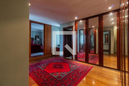 Apartamento à venda com 383m², 3 quartos e 4 vagasSuíte master