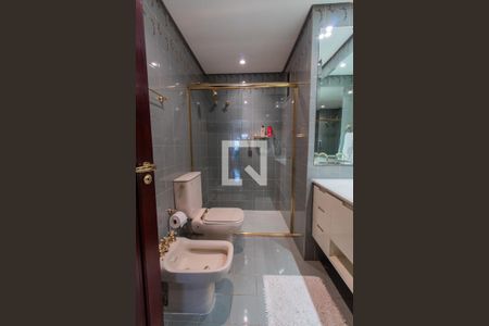 Apartamento à venda com 383m², 3 quartos e 4 vagasBanheiro Corredor