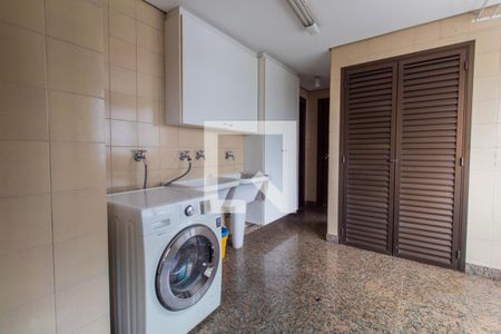Apartamento à venda com 383m², 3 quartos e 4 vagasÁrea de Serviço