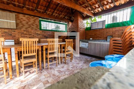 Apartamento à venda com 56m², 2 quartos e 1 vaga Apartamento à venda com 56m², 2 quartos e 1 vagaÁrea comum - Churrasqueira 2