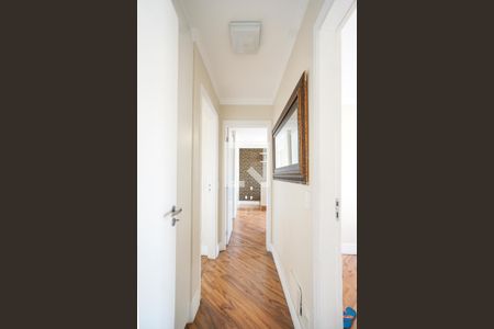 Apartamento à venda com 250m², 4 quartos e 4 vagasCorredor dos quartos