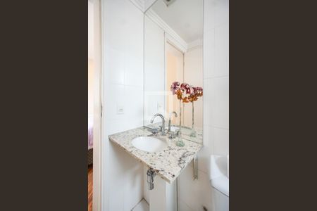 Apartamento à venda com 250m², 4 quartos e 4 vagasBanheiro da suíte 01