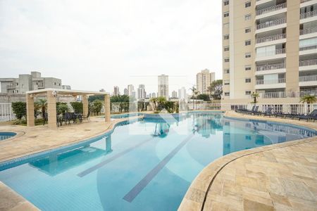 Apartamento à venda com 250m², 4 quartos e 4 vagasPiscina