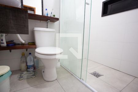 Casa de condomínio para alugar com 24m², 1 quarto e 1 vaga Casa de condomínio para alugar com 24m², 1 quarto e 1 vagaBANHEIRO