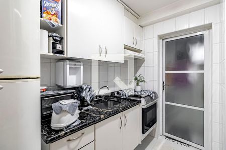 Apartamento à venda com 70m², 2 quartos e 2 vagas Apartamento à venda com 70m², 2 quartos e 2 vagasCozinha