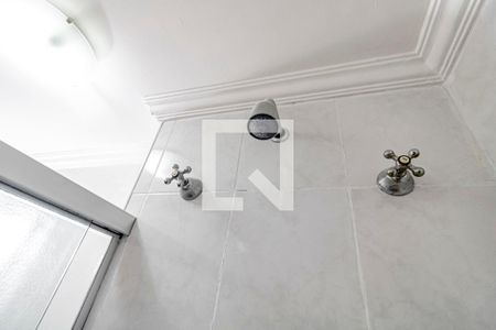 Apartamento à venda com 70m², 2 quartos e 2 vagas Apartamento à venda com 70m², 2 quartos e 2 vagasBanheiro 02 - Chuveiro