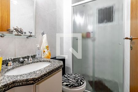Apartamento à venda com 70m², 2 quartos e 2 vagas Apartamento à venda com 70m², 2 quartos e 2 vagasBanheiro 02