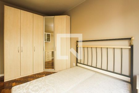 Quarto 1 de apartamento para alugar com 2 quartos, 86m² em Rio Branco, Porto Alegre