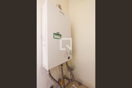 Area de serviço de apartamento para alugar com 2 quartos, 86m² em Rio Branco, Porto Alegre