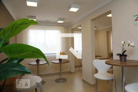 Apartamento para alugar com 40m², 2 quartos e sem vagaÁrea comum - Salão de festas