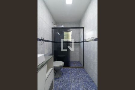 Casa à venda com 150m², 4 quartos e 2 vagasBanheiro 1