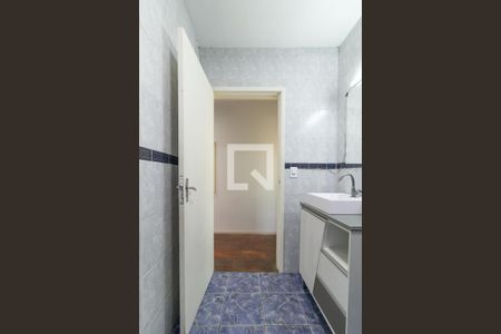 Casa à venda com 150m², 4 quartos e 2 vagasBanheiro 1