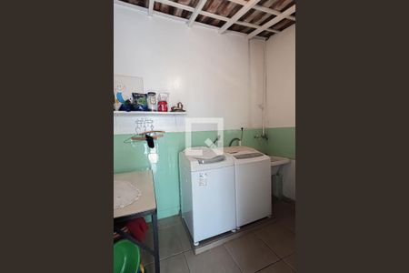 Casa à venda com 300m², 3 quartos e 3 vagasÁrea de Serviço