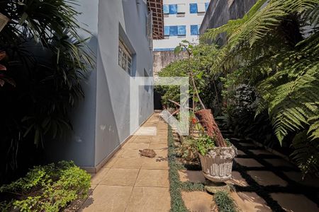 Casa à venda com 300m², 3 quartos e 3 vagasQuintal