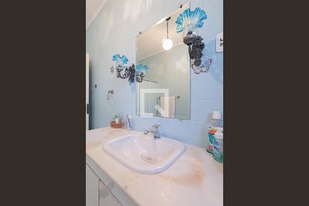 Casa à venda com 300m², 3 quartos e 3 vagasBanheiro da Suíte