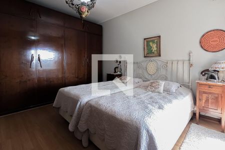 Casa à venda com 300m², 3 quartos e 3 vagasSuíte