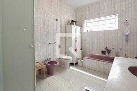 Casa à venda com 300m², 3 quartos e 3 vagasBanheiro