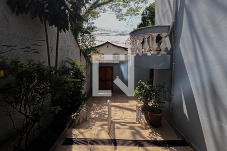 Casa à venda com 300m², 3 quartos e 3 vagasGaragem