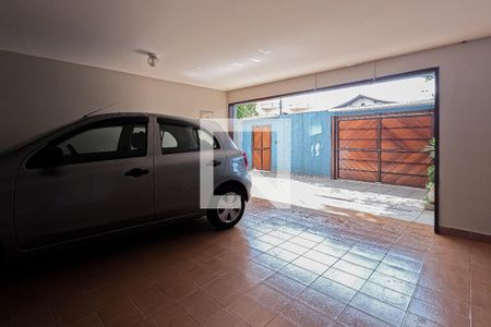Casa à venda com 300m², 3 quartos e 3 vagasGaragem